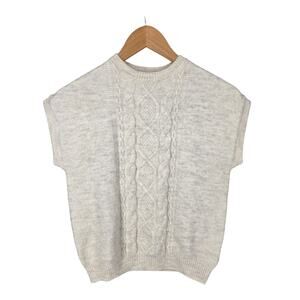 OKAIDI CABLE KNIT SWEATER VEST – GIRLS – SIZE 10Y / 140CM – SHORT SLEEVE – CLEAN